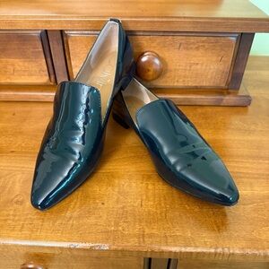 Calvin Klein Elin Black Patent Leather Shoes loafers women size 6 pointed toe